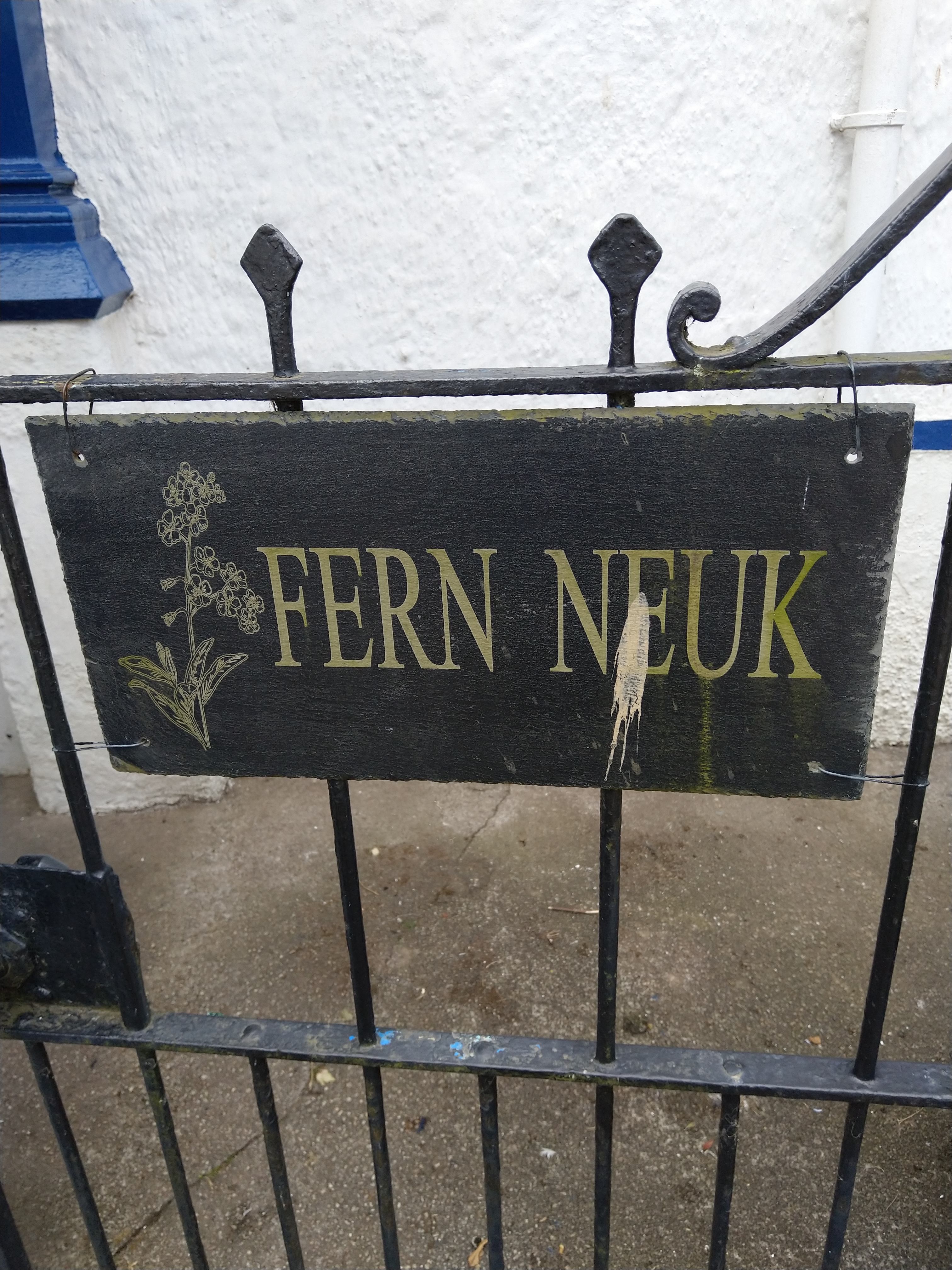 (Engeland). Foto van Jikke Lont.
Komt commentaar op maar betekend gewoon hoekje in Schotland in het engels nook gespeld